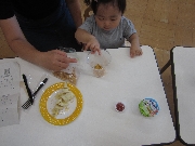 １０月１７日（金）　親子ＤＥクッキング♪　☆栄養士さんの乳児期から幼児期の食育についてのミニ講座